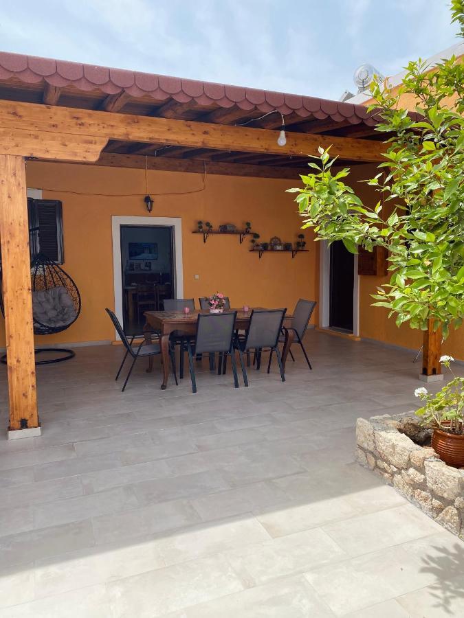Archangelos Family House Extérieur photo