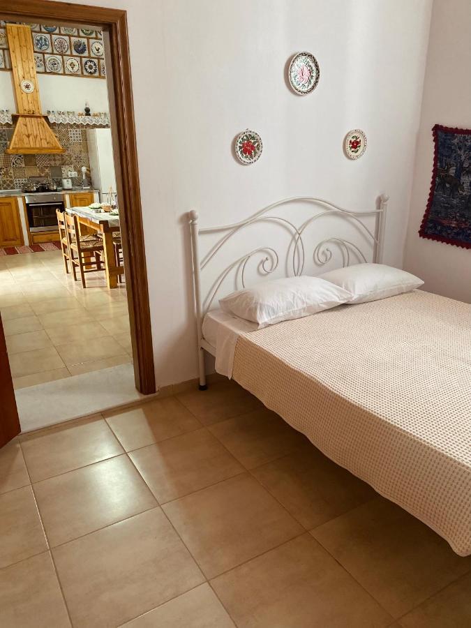 Archangelos Family House Extérieur photo